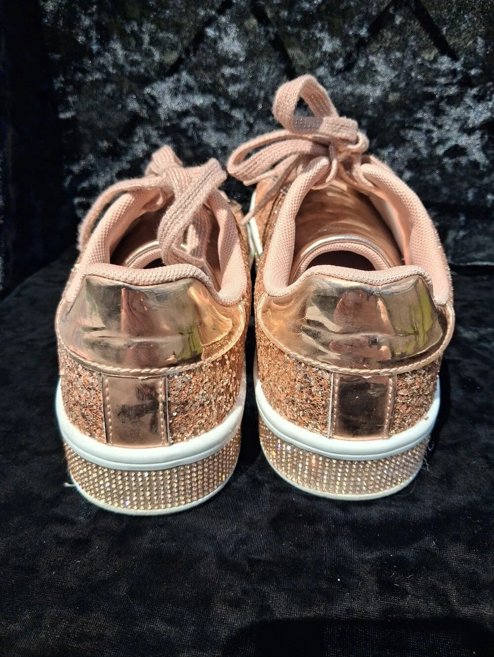 Uubaris Sparkling Glitter Rose Gold Lace Up Fashion Sneakers Size 7.5